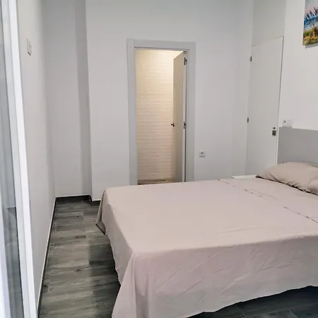 Apartment Home-castillo -velasco, 2 Banos